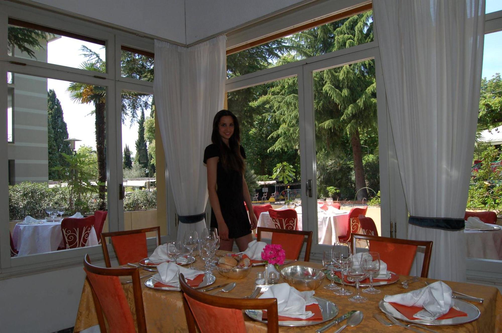Hotel Broglia Sirmione Luaran gambar