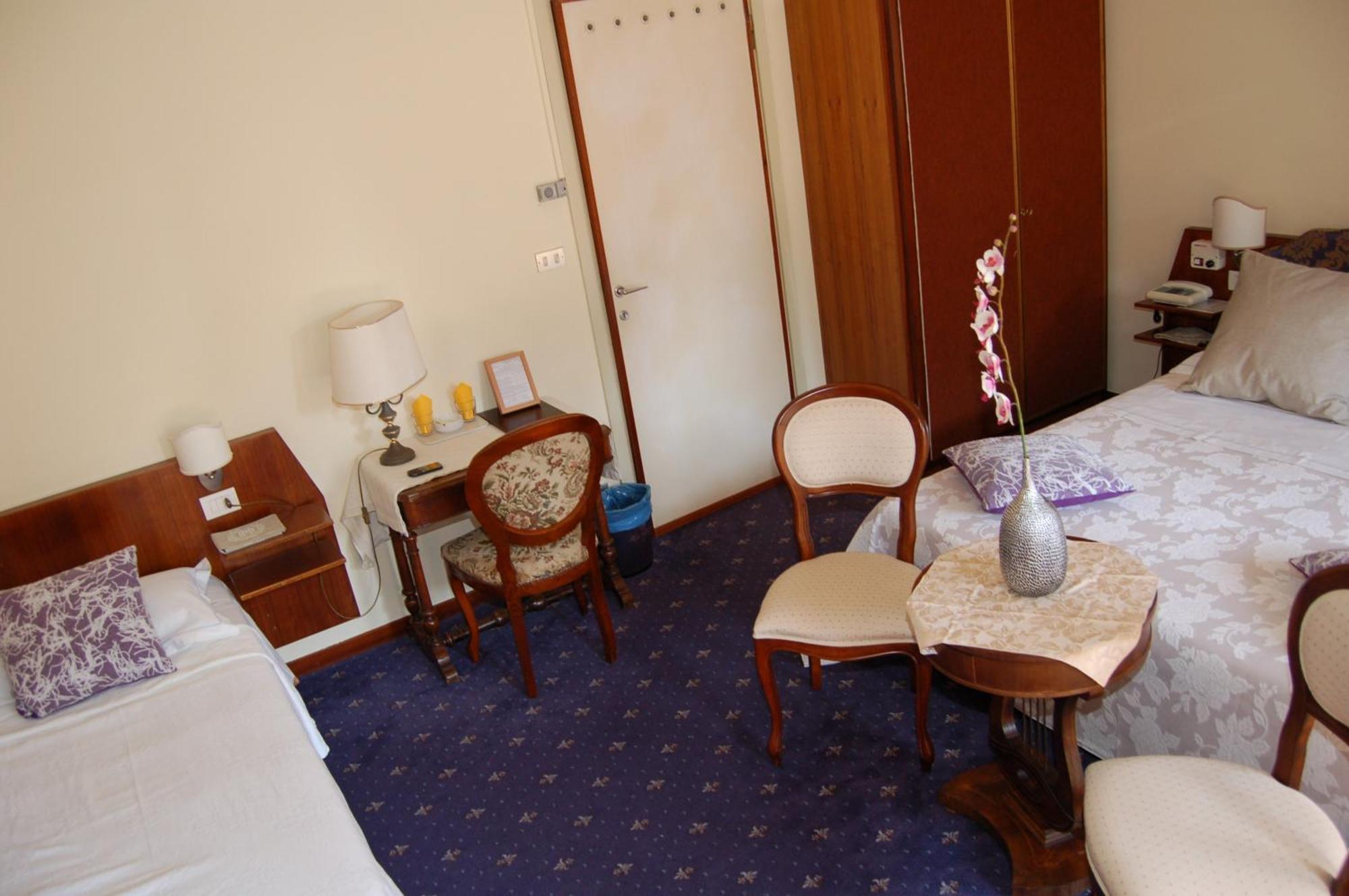 Hotel Broglia Sirmione Luaran gambar
