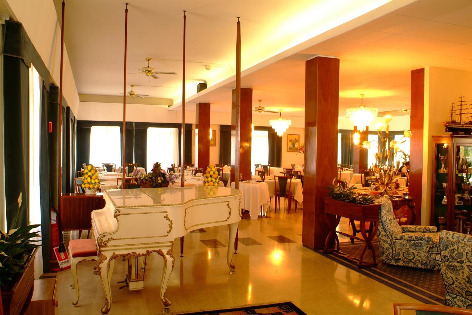 Hotel Broglia Sirmione Luaran gambar