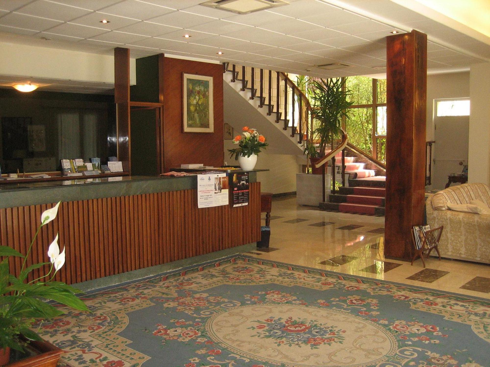 Hotel Broglia Sirmione Luaran gambar