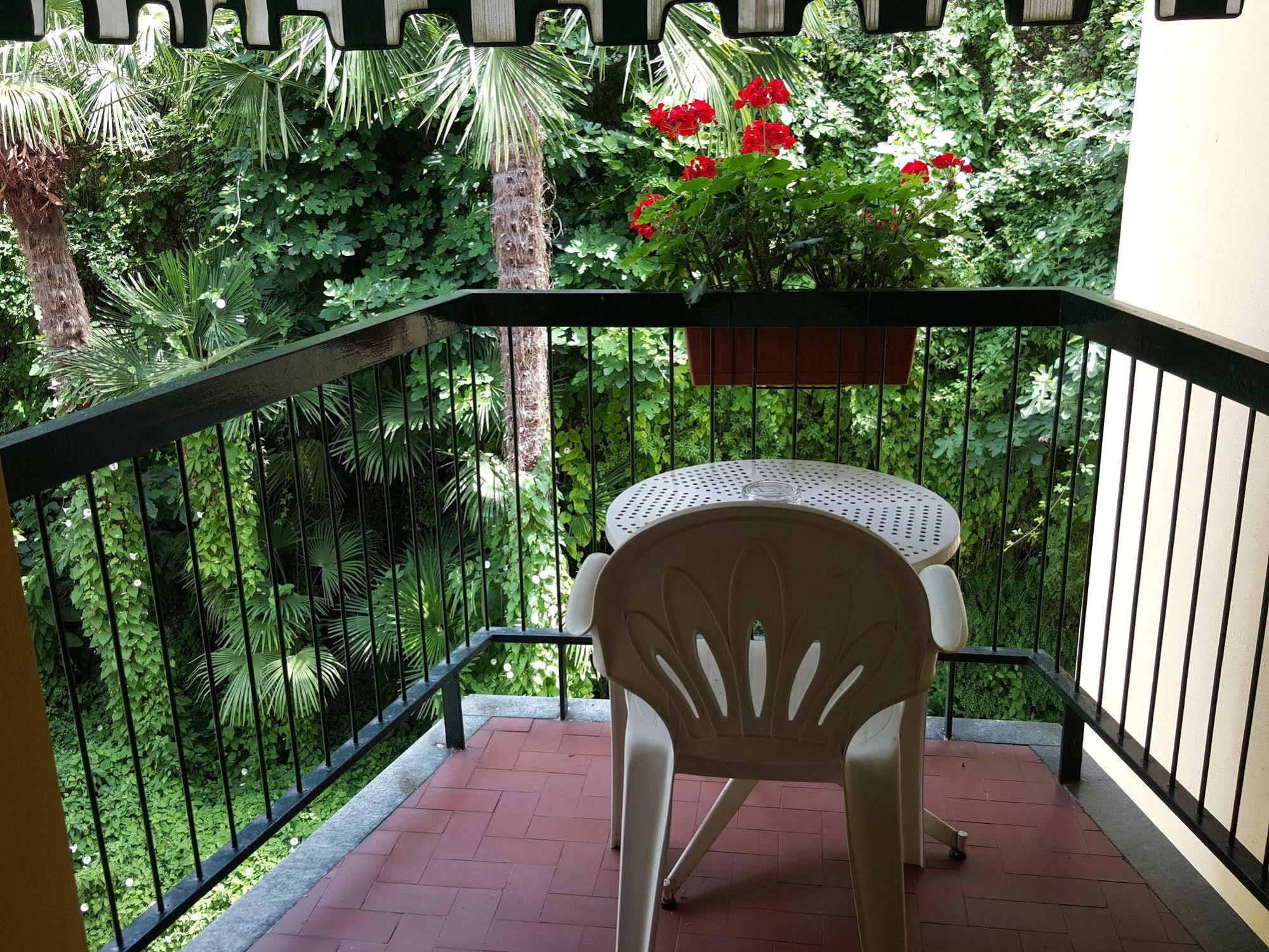 Hotel Broglia Sirmione Luaran gambar
